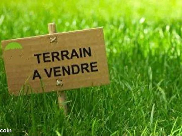 Terrain plat