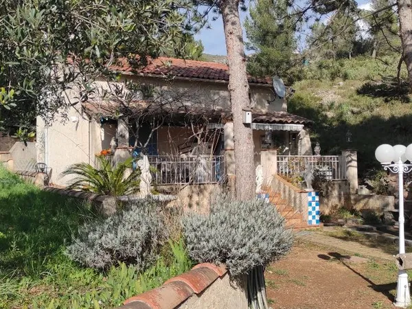 VILLA T4 secteur recherché et isolé ALLAUCH