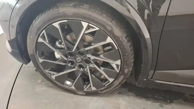 Renault Megane e-tech 220 ch autonomie confort — photo 5