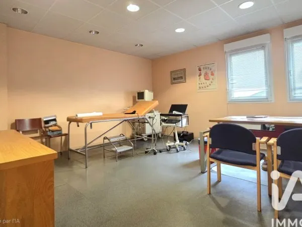 Local commercial 308 m²
