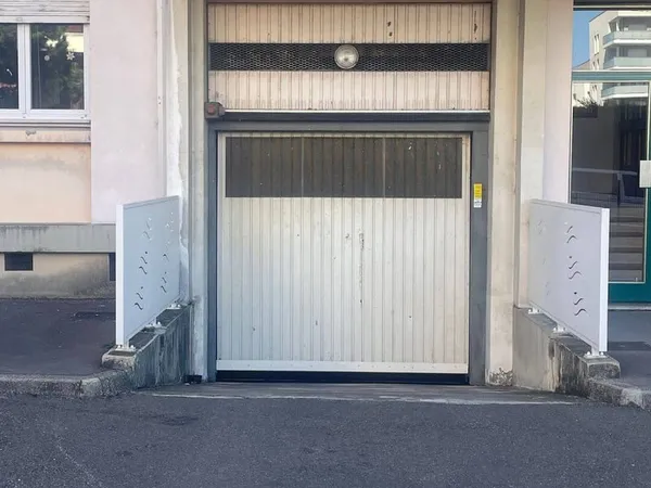 Parking 13 m²