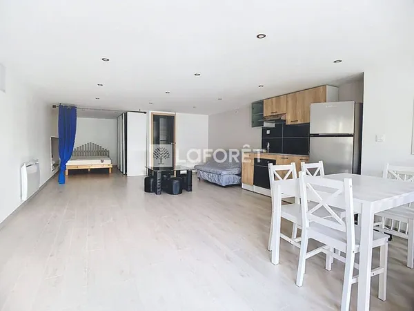 Appartement 1 pièce 50 m²