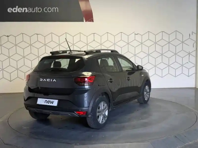 Dacia Sandero tce 90 — photo 2
