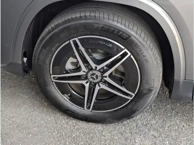 Mercedes Eqa 250+ — photo 29