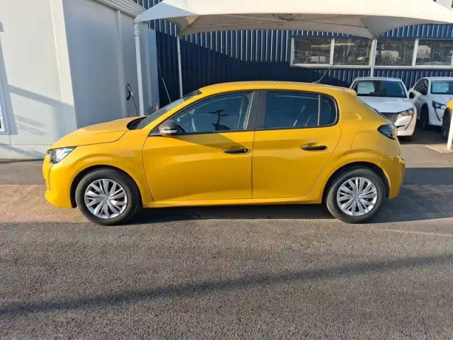 Peugeot 208 puretech 75 s&amp;s bvm5 — photo 50
