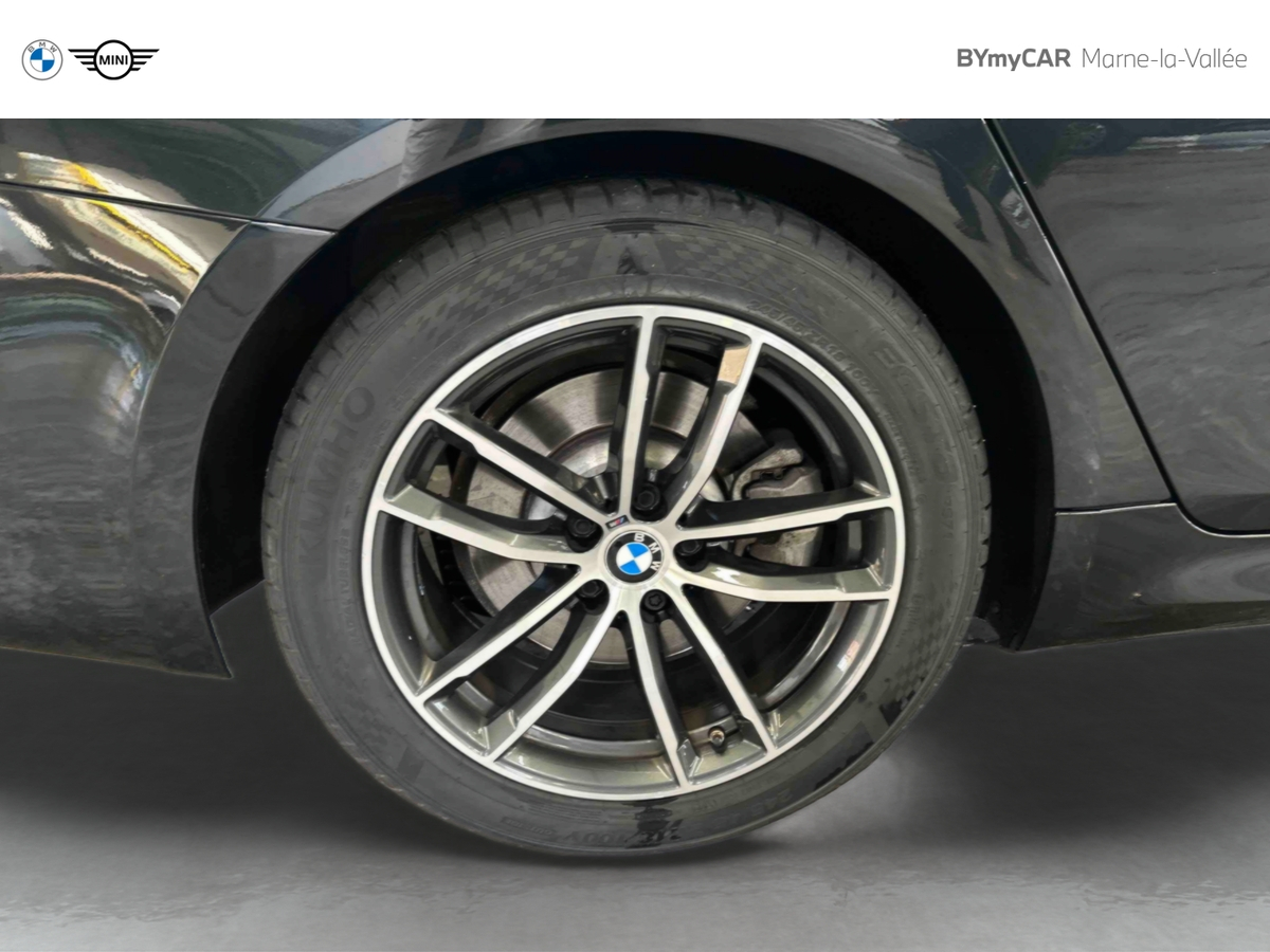 BMW Touring 520d TwinPower Turbo xDrive 190 ch BVA8 — photo 20