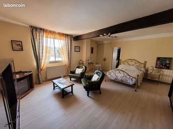 4 chambres en colocation dans une grande maison avec piscine et jardin