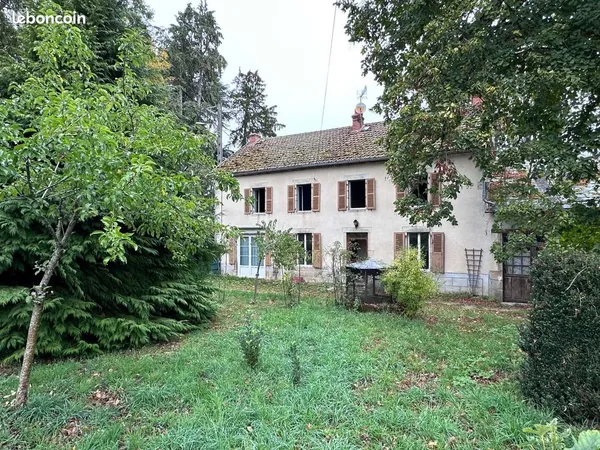 Maison 8 pièces 136 m²
