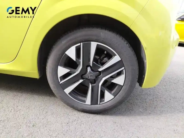 Peugeot 208 puretech 100 s&amp;s bvm6 — photo 11
