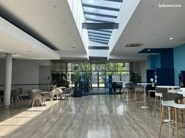 Bureau 1 430 m²