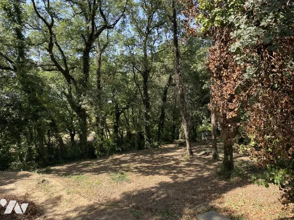 Vends terrain à bâtir