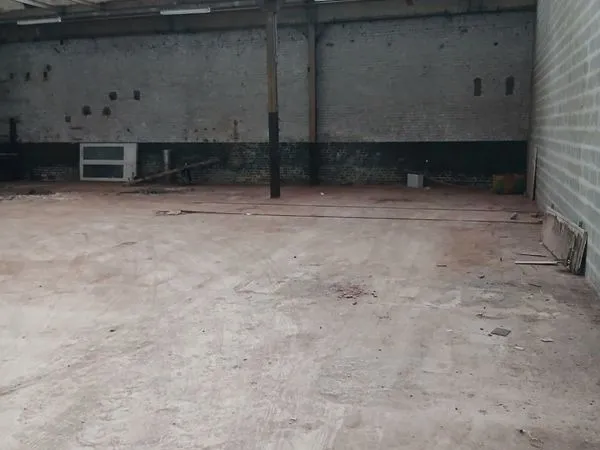 Local d’activité et entrepôt Vente Saint-Omer  300m² 600€