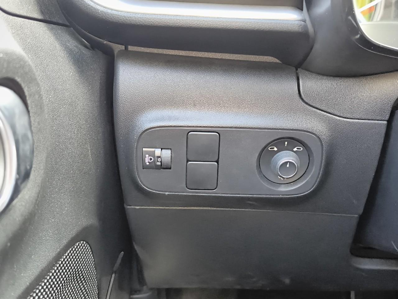 Citroën C3 puretech 110 s&s eat6 shine — photo 12