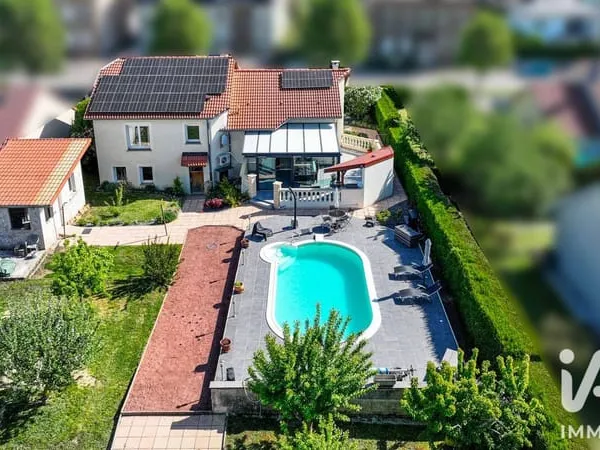 Maison 7 pièces 154 m²