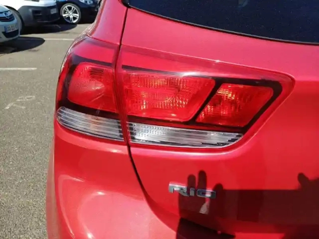 Kia Rio 1.2l 84 ch isg — photo 17