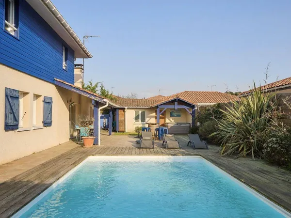 Maison 7 pièces 148 m²