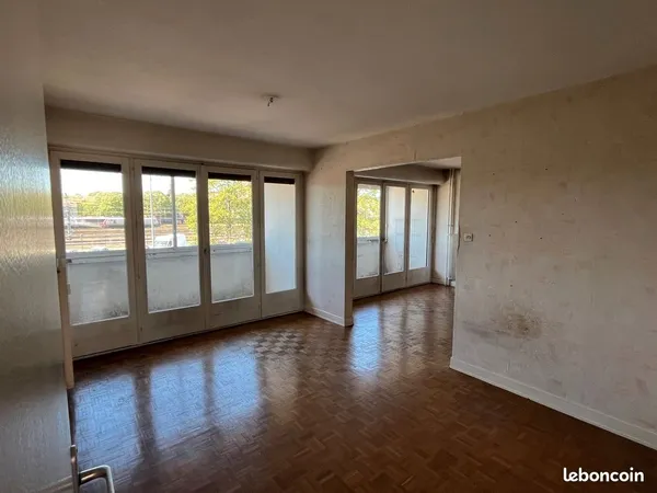 Grand Appartement F5 106m² + garage/cave - Ideal Investisseur ou projet famillial