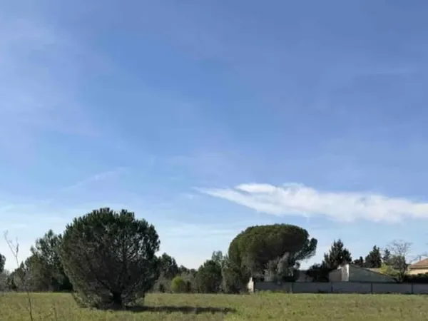 Terrain 170 m²