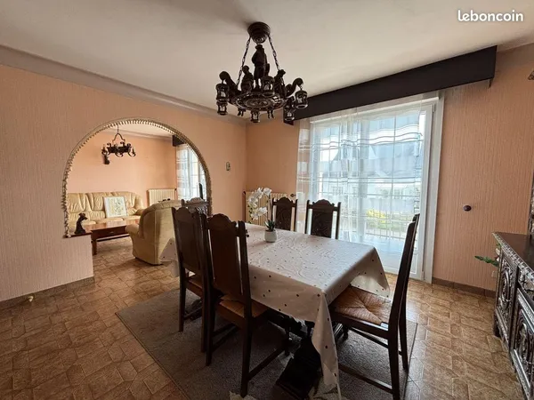 Maison 7 pièces 150 m²