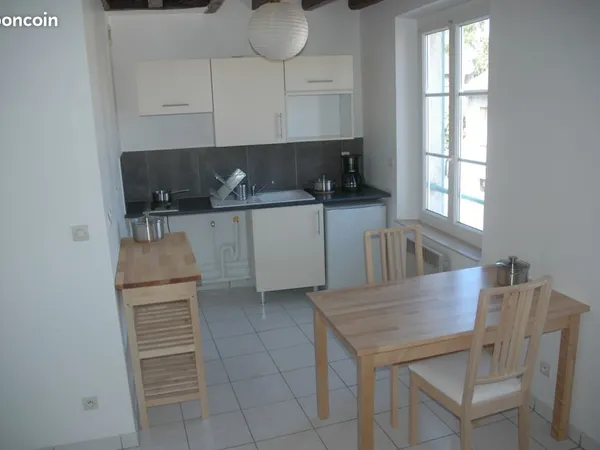 Appartement Location Nogent-le-Roi 2p 34m² 450€