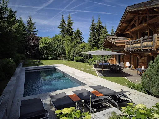 Chalet 8 pièces 380 m²