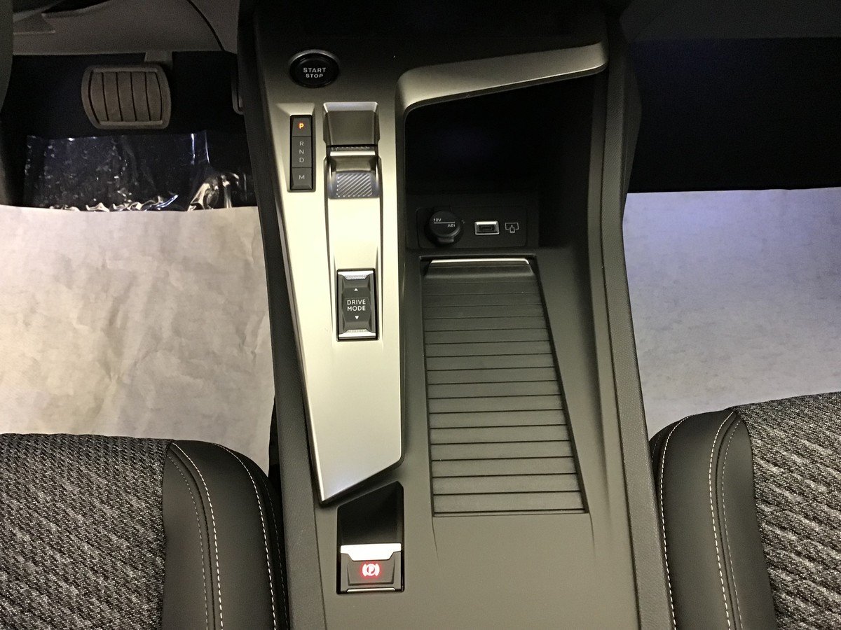 Peugeot 308 — photo 22