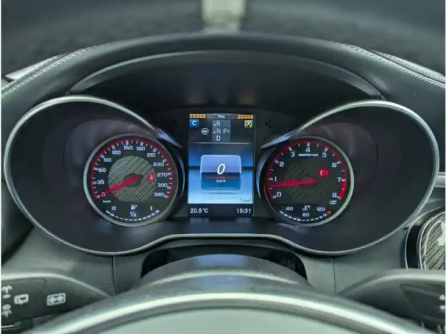 Mercedes Classe C 63 s amg — photo 43