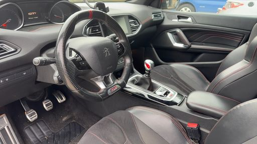Peugeot 308 1.6 THP 270 - GTI – 2015 – 166825 km – Essence – Boîte Manuelle — photo 24
