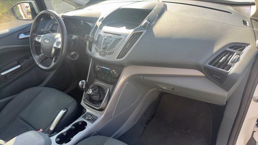 Ford C-max 1.0 EcoBoost 100 - Titanium – 2014 – 141541 km – Essence – Boîte Manuelle — photo 16
