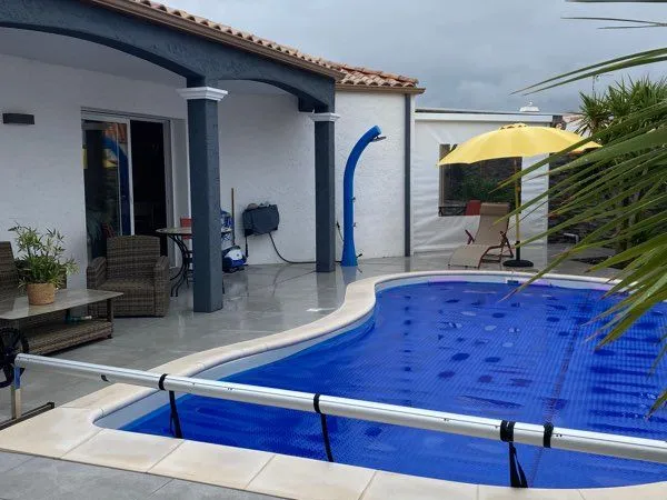 Maison 132 m2 avec piscine à 10 minutes de la plage