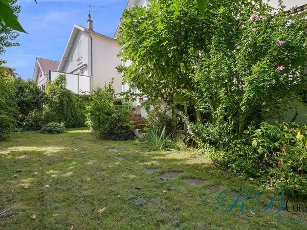Maison 6 pièces 170 m²