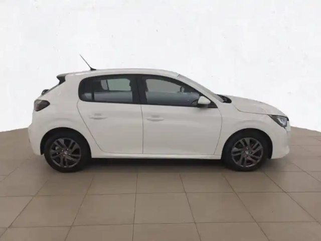 Peugeot 208 puretech 100 s&amp;s bvm6 — photo 4