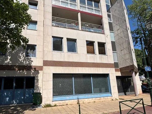 Local commercial 500 m²