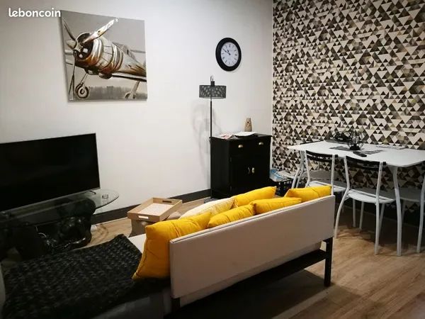 A LOUER Maisonnette