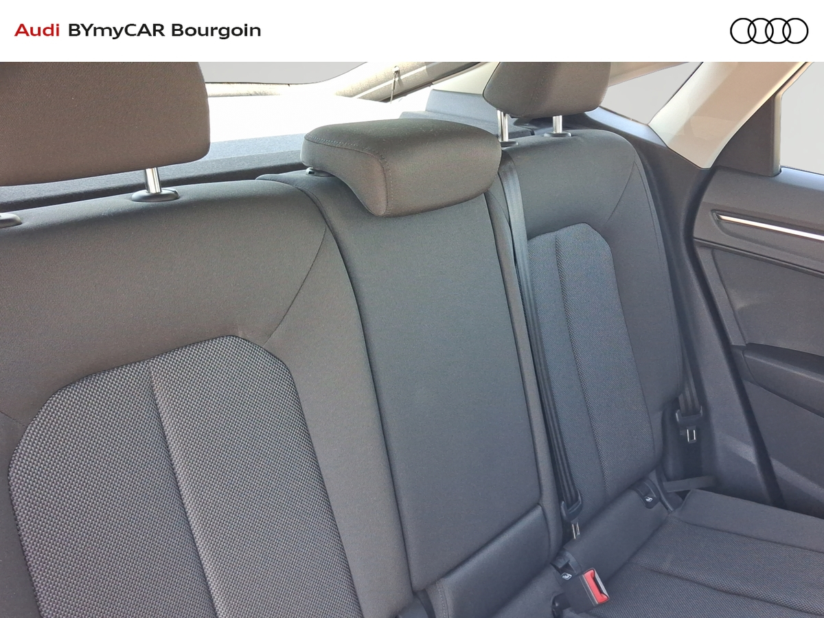 Audi Q3 Sportback 35 TFSI 150 ch — photo 19