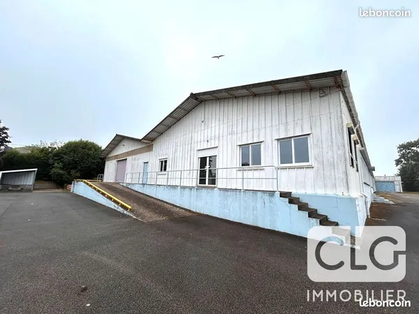 Local 450 m² QUIMPER
