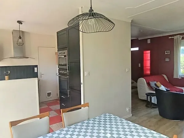 Maison au calme, dans une impasse