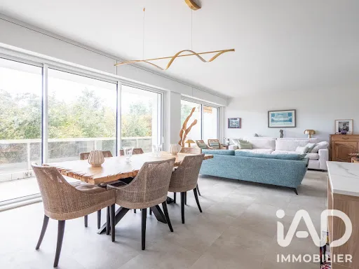Appartement 3 pièces 83 m²