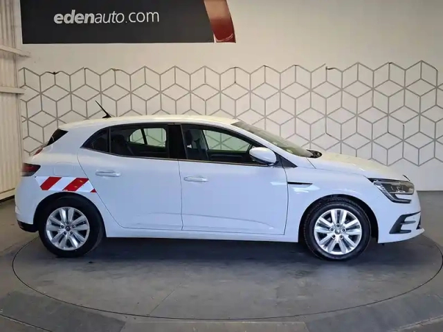 Renault Megane mégane iv berline blue dci 115 — photo 50