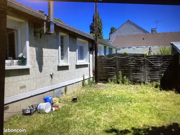 Pavillon avec jardin