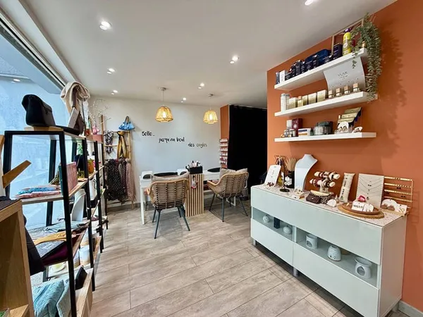 Boutique 4 pièces 56 m²
