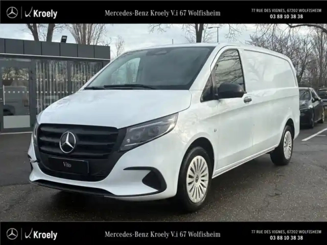 Mercedes Vito 114 cdi fourgon long 136ch bva — photo 7