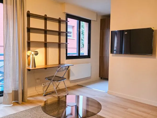 T1bis meublé 30 m² rénové par architecte - Toulouse Bonnefoy / Matabiau