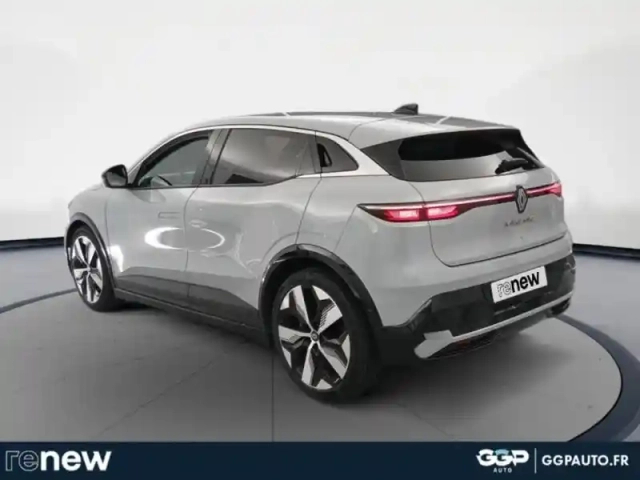 Renault Megane e-tech electric ev40 130ch techno boost charge — photo 3