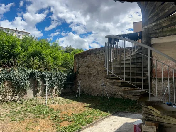 SAINT CHAMOND T3- 69m2 - cours Montgolfier
