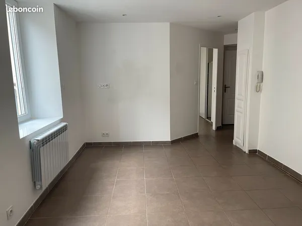Appartement 2 pièces centre ville Alès