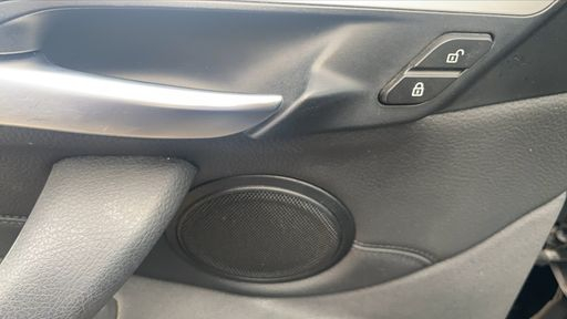 BMW X1 sDrive 18i 140 - Business Design – 2019 – 97629 km – Essence – Boîte Manuelle — photo 34