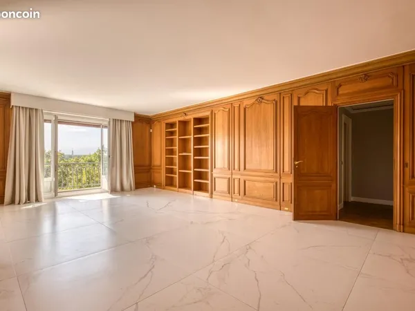 Appartement 6 pièces 188 m²
