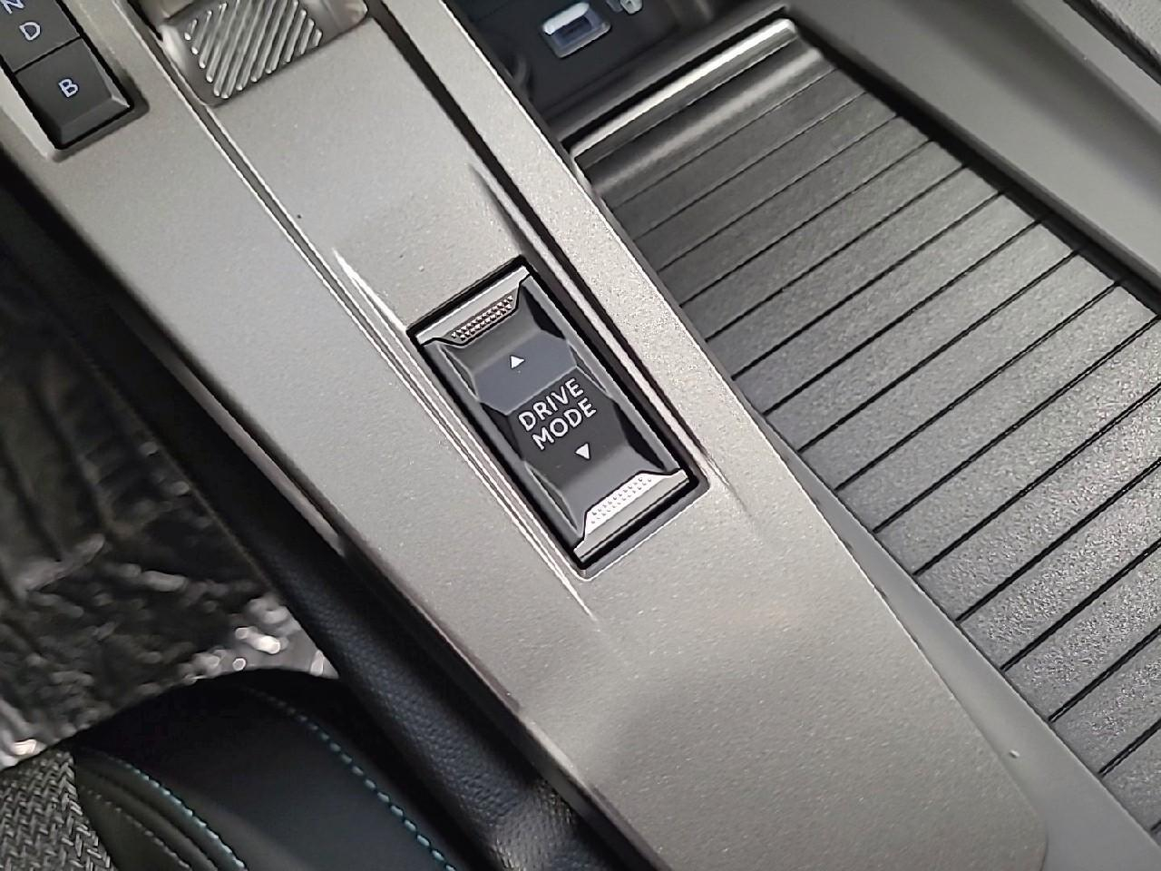 Peugeot 308 phev 180 e-eat8 allure — photo 24