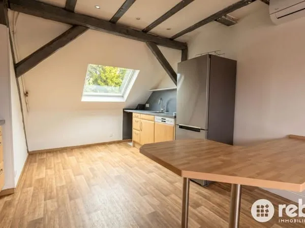 BISCHHEIM - Charmant F3 climatisé de 49 m² au 2e étage d'un petit immeuble au calme